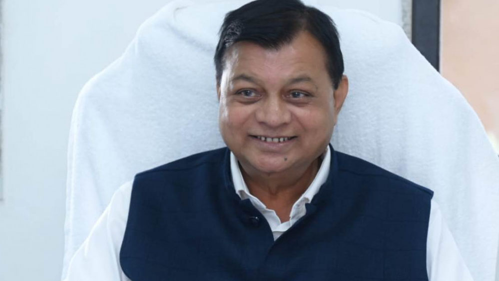 रायपुर : श्रम मंत्री लखनलाल देवांगन की पत्रकारवार्ता