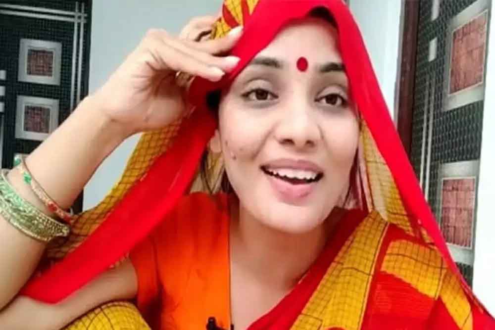 विवादित पोस्ट मामला: नेहा सिंह राठौर को सुप्रीम कोर्ट से अंतरिम राहत