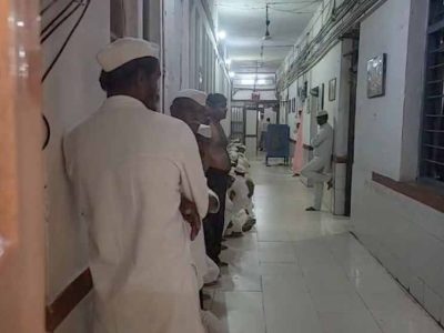 सेंट्रल जेल में सनसनी: कैदी ने हंसिया से गला रेतकर की आत्महत्या की कोशिश, हालत गंभीर