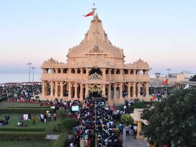 विध्वंस के 1000 साल बाद सोमनाथ में भव्य महाशिवरात्रि, 5 लाख श्रद्धालुओं की उमड़ी भीड़