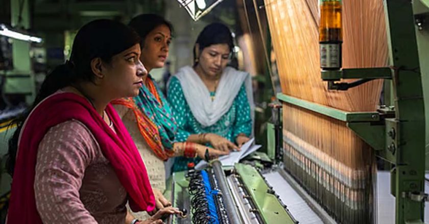 मजबूत होती आधी दुनिया: मध्य प्रदेश में सरकारी नौकरी में महिलाओं की हिस्सेदारी 3 साल में ढाई फीसदी बढ़ी