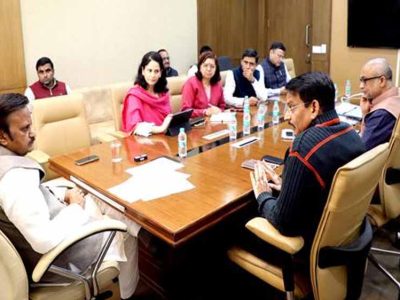 स्वास्थ्य सेवाओं के सुदृढ़ीकरण, योजनाओं का करें प्रभावी, पारदर्शी एवं समयबद्ध क्रियान्वयन: उप मुख्यमंत्री  शुक्ल