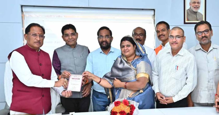 मुख्यमंत्री  साय से छत्तीसगढ़ मनवा कुर्मी क्षत्रिय समाज के प्रतिनिधिमंडल ने की सौजन्य मुलाकात, 80 वॉ महा- अधिवेशन का दिया न्यौता