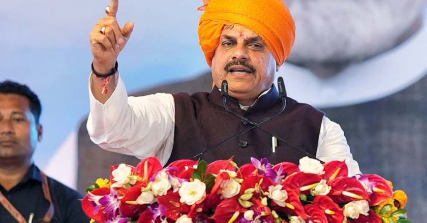 मुख्यमंत्री आज शहडोल करेंगे दौरा, कमिश्नर और कलेक्टर ने की व्यवस्थाओं की समीक्षा