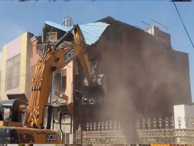 उज्जैन में गरजा बुलडोजर! 16 अवैध निर्माण ध्वस्त, UDA की बड़ी कार्रवाई से मचा हड़कंप