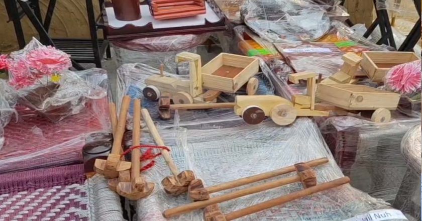 यमुनानगर जेल में कैदी बना रहे सोफा-कुर्सी और बेड, फ्लिपकार्ट पर होगी ऑनलाइन सेल, बढ़ेगी आमदनी