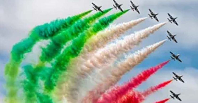 चंडीगढ़ एयर शो में आसमान में तिरंगा, लोगों में उत्साह; सुखना लेक पर केवल प्री-बुकिंग वालों को मिलेगा प्रवेश