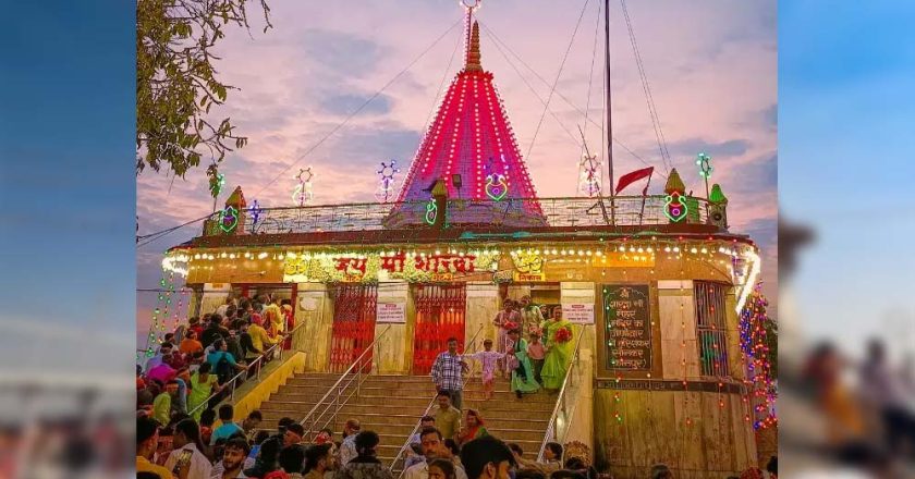 मां शारदा मंदिर मैहर में 9 दिनों में 10 लाख से ज्यादा भक्तों ने किए दर्शन, चौथे दिन रही सबसे ज्यादा भीड़