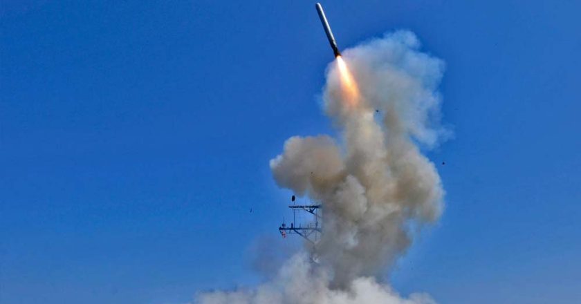 अमेरिका ने ईरान पर दागीं 29,750 करोड़ की टॉमहॉक, जानें क्यों है इतनी खास?