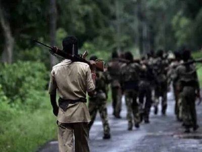 छिपा एक नक्सल लीडर, दूसरा फरार, कई नक्सलियों ने किया सरेंडर… बस आखिरी चोट बाकी