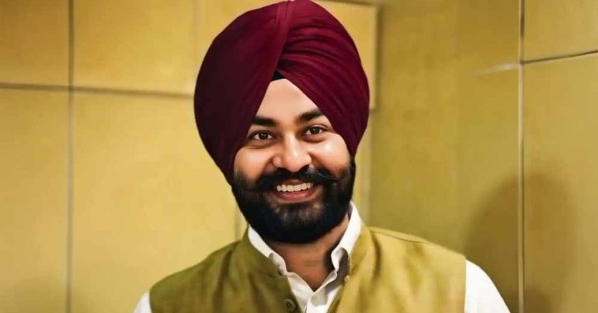 चंडीगढ़ क्रेस्ट घोटाले में बड़ी गिरफ्तारी: प्रोजेक्ट डायरेक्टर सुखविंदर हिरासत में, मनी ट्रेल की जांच तेज
