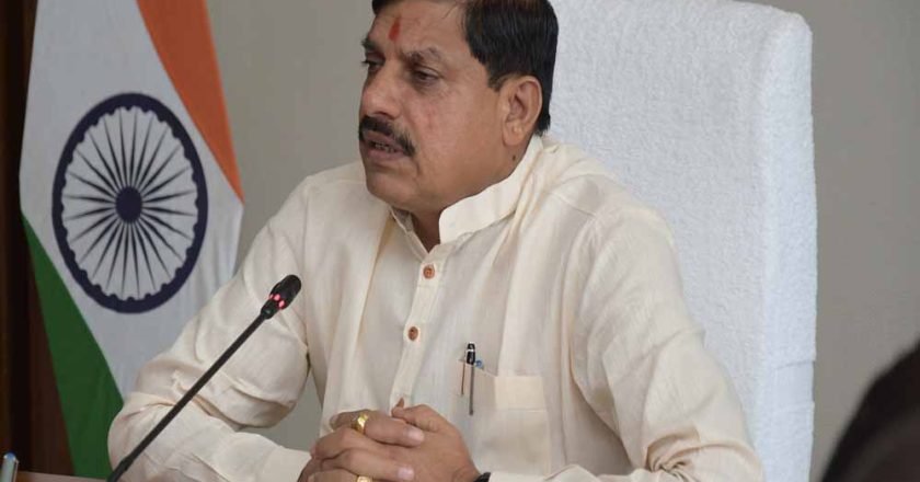 एमपी में सख्त एक्शन का ट्रेंड: 8 कलेक्टर और 7 एसपी पर गिरी कार्रवाई, लापरवाह अफसर रहे सीएम के निशाने पर