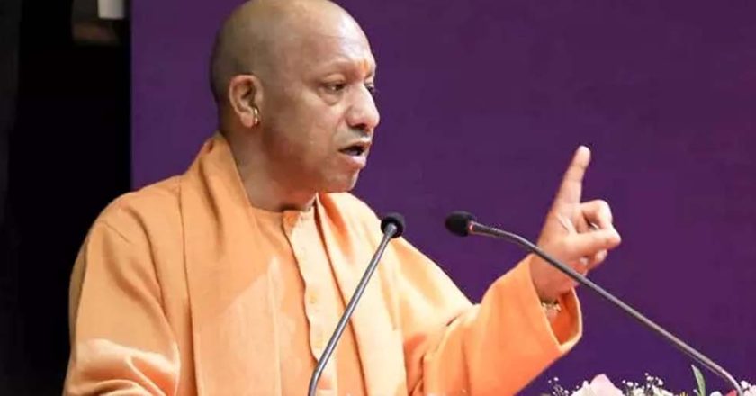 बिल्डरों की मनमानी पर योगी सरकार का तगड़ा एक्शन, हजारों घर खरीदारों को मिलेगी बड़ी कानूनी राहत