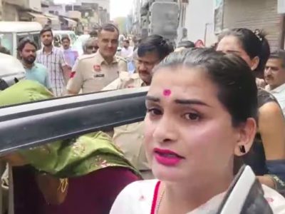 महेंद्रगढ़ में बधाई को लेकर किन्नरों के दो गुटों के बीच हिंसक झड़प और गाड़ियों में जमकर हुई तोड़फोड़