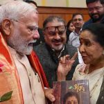 आशा भोसले के निधन की खबरों पर देशभर में शोक, राजनीतिक हस्तियों ने दी श्रद्धांजलि