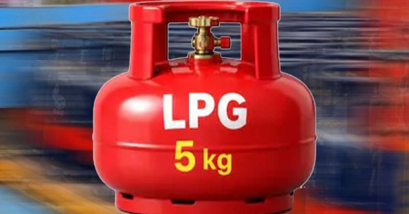 प्रवासी मजदूरों को 5 किलो FTL एलपीजी सिलेंडर: प्रशासन के सख्त निर्देश, पारदर्शी वितरण पर जोर