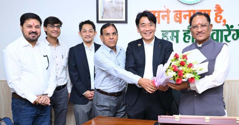मुख्यमंत्री विष्णु देव साय से जापान के प्रतिनिधिमंडल की सौजन्य मुलाकात: निवेश, तकनीकी सहयोग और औद्योगिक विस्तार को लेकर हुई विस्तृत चर्चा