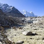 बढ़ती गर्मी और पिघलते पहाड़, हिमालय के ग्लेशियर संकट में; 50 करोड़ आबादी को खतरा