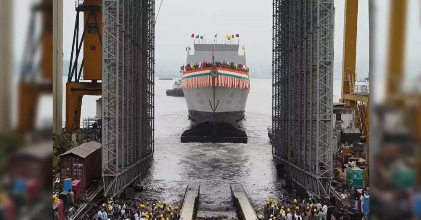 ईरान जंग में फंसी रही दुनिया, भारत ने किया ब्रह्मोस का खेल, समंदर में आ रहा है नया सिकंदर