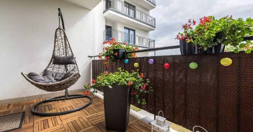 बालकनी का वास्तु बदल सकता है घर की ऊर्जा और भाग्य