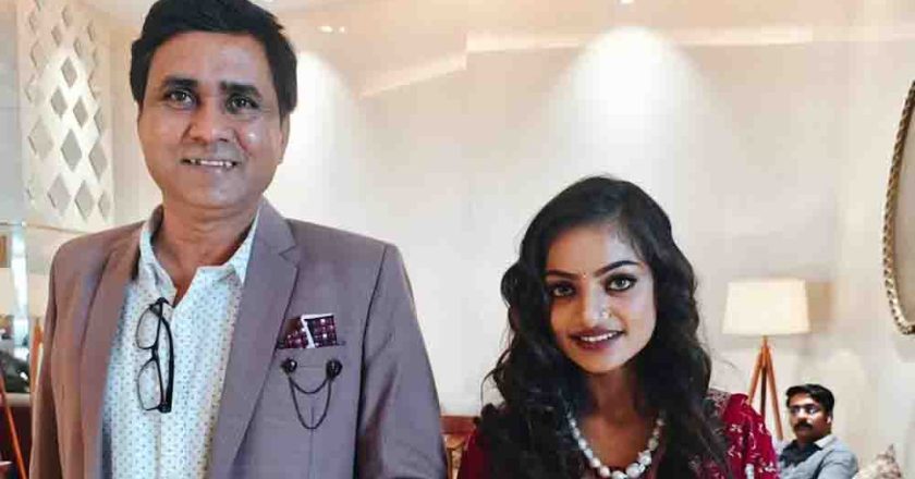 महाकुंभ वायरल गर्ल मोनालिसा की शादी पर NHRC का एक्शन, डायरेक्टर सनोज मिश्रा बोले- ‘जिहादी जाएगा जेल’