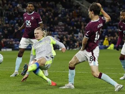 मैनचेस्टर सिटी ने बर्नले को हराकर EPL में हासिल किया शीर्ष स्थान