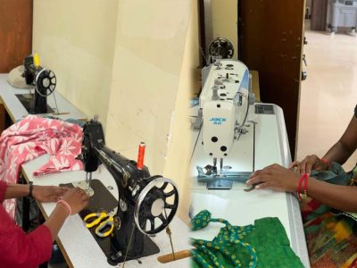 नक्सलवाद का अंधेरा छोड़ शर्मिला ने थामी स्वावलंबन की सुई