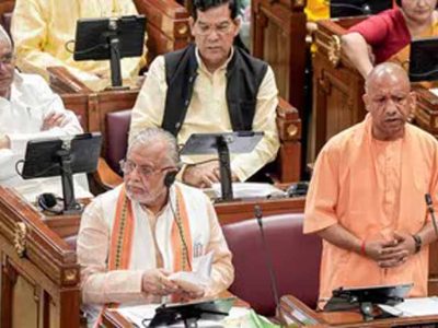 योगी आदित्यनाथ का सपा पर हमला, मायावती कांड से लेकर महिला योजनाओं तक घेरा