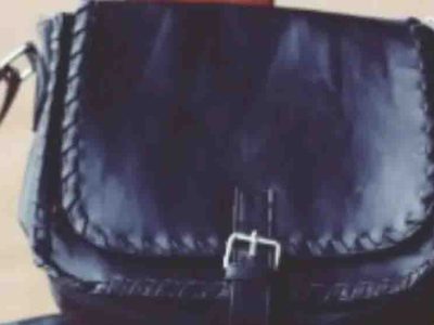 वास्तु टिप्स,पर्स में रखी ये 4 चीजें बढ़ा सकती हैं कंगाली, धन लाभ के लिए तुरंत निकालें बाहर