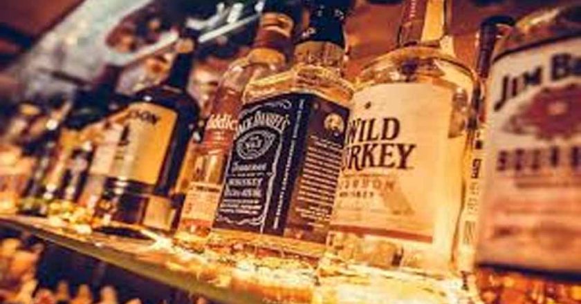 पंजाब में शराब ठेकेदारों को बड़ी राहत: लाइसेंस फीस में 15% तक कटौती