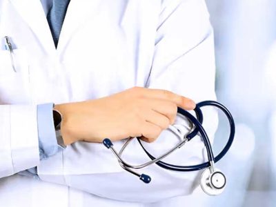 कैंसर मरीजों के लिए बड़ा झटका, PMJAY के पैनल से 300 डॉक्टर बाहर, जानें कारण