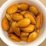 न्यूरोलॉजिस्ट ने बताए बादाम खाने के 4 सबसे सही तरीके, दिमाग की ताकत और याददाश्त बढ़ाने के लिए ऐसे करें सेवन