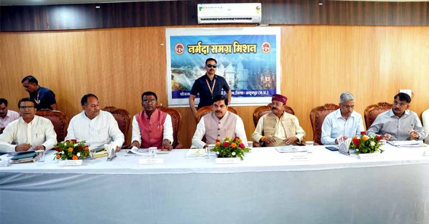 नर्मदा संरक्षण के लिये जरूरी है सरकार एवं समाज में समन्वय : मुख्यमंत्री डॉ. यादव