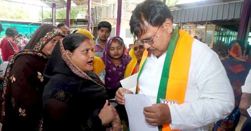 नर सेवा-नारायण सेवा के मूलमंत्र को साकार कर रही है सरकार : ऊर्जा मंत्री तोमर