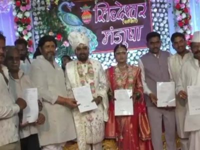 बेटे की शादी में अनोखा तोहफा, गांव के 3500 लोगों का कराया इंश्योरेंस