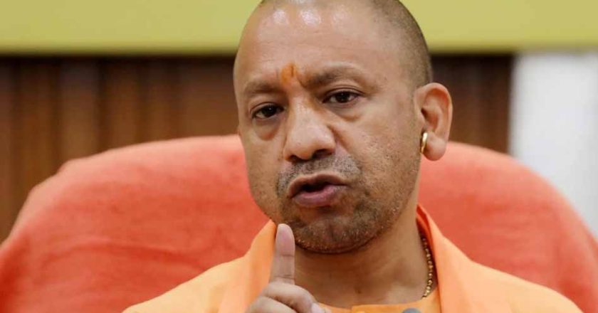 CM योगी करेंगे यूपी-CBSE-CISCE टॉपर्स का सम्मान, 223 छात्रों को मिलेंगे ₹1 लाख और टैबलेट