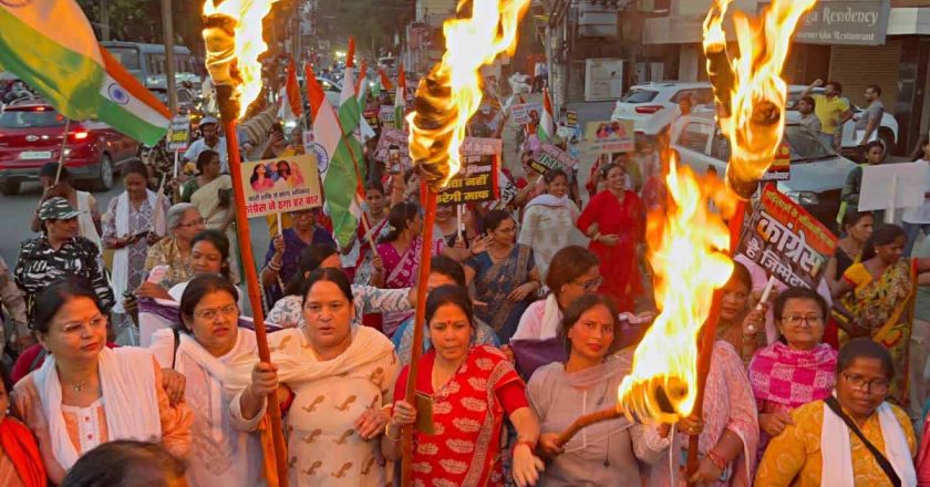 नारी शक्ति वंदन कानून पर झारखंड में सियासी घमासान, विशेष सत्र की मांग तेज