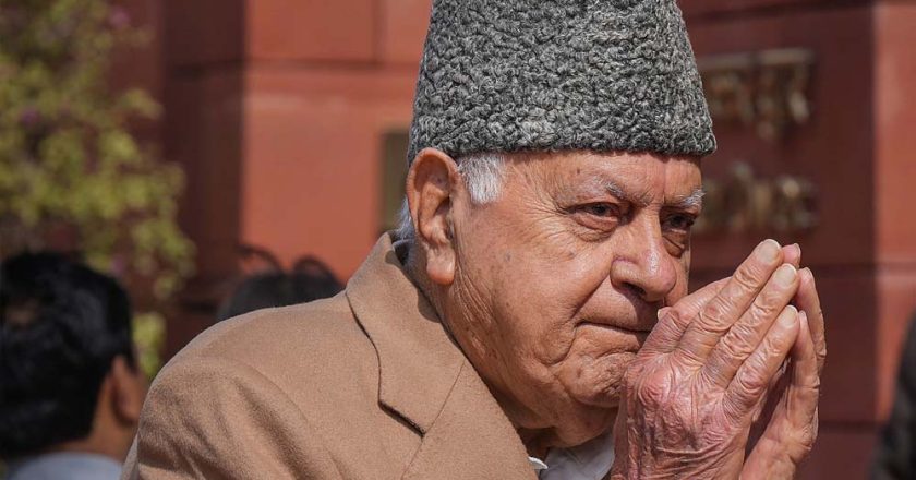 फारूक अबदुल्ला का बयान: कश्मीरी पंडितों के बिना जम्मू-कश्मीर अधूरा, उनका जाना बड़ा नुकसान