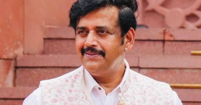 रवि किशन का ‘होम फ्रॉम वर्क’ बयान फिर चर्चा में, वायरल मीम्स पर दी मजेदार प्रतिक्रिया