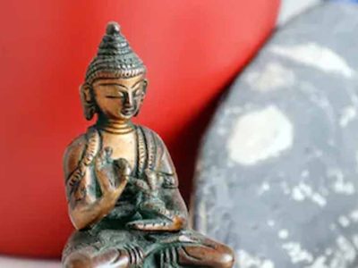बुद्ध पूर्णिमा 2026: घर में बुद्ध की मूर्ति रखने का सही तरीका और महत्व