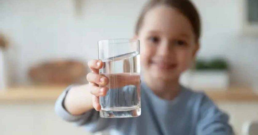 गर्मी में बच्चों को हाइड्रेटेड रखने के 5 आसान ड्रिंक्स