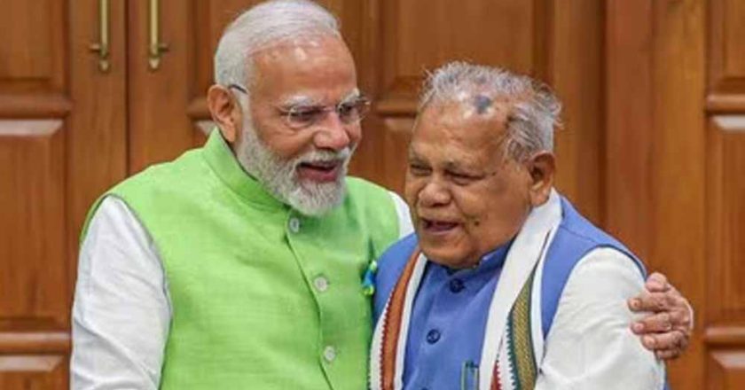 संतोष सुमन का विपक्ष पर बड़ा हमला, बोले‘मोदी युग में विपक्ष की हालत झालमुड़ी जैसी’