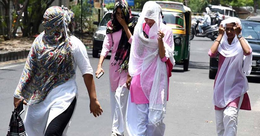 भीषण गर्मी का असर, सनबर्न के मरीज बढ़े; त्वचा में जलन और धब्बों की शिकायतें