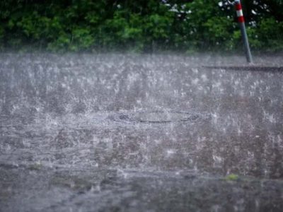 प्री-मानसून की दस्तक तेज: आज से 5 मई तक कई राज्यों में भारी बारिश का अलर्ट