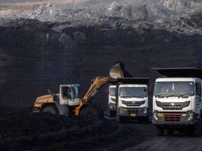 अडाणी ग्रुप समेत 6 बड़ी कंपनियों पर MP में FIR, परमिट रद्द होने का भी मंडराया खतरा