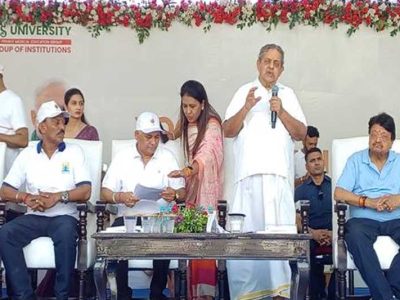 35 हजार से अधिक छात्रों, प्राध्यापकों ने सामूहिक योग कर बनाया विश्व रिकॉर्ड