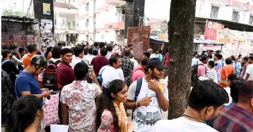 रोजगार मेला 2026: यूपी में 1900 वैकेंसी, जानें कब और कहां होगा वॉक-इन इंटरव्यू