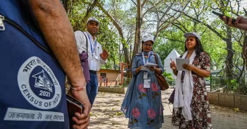 Census 2027: जनगणना के 33 सवालों का जवाब देना कितना जरूरी? गलत जानकारी देने पर क्या है नियम