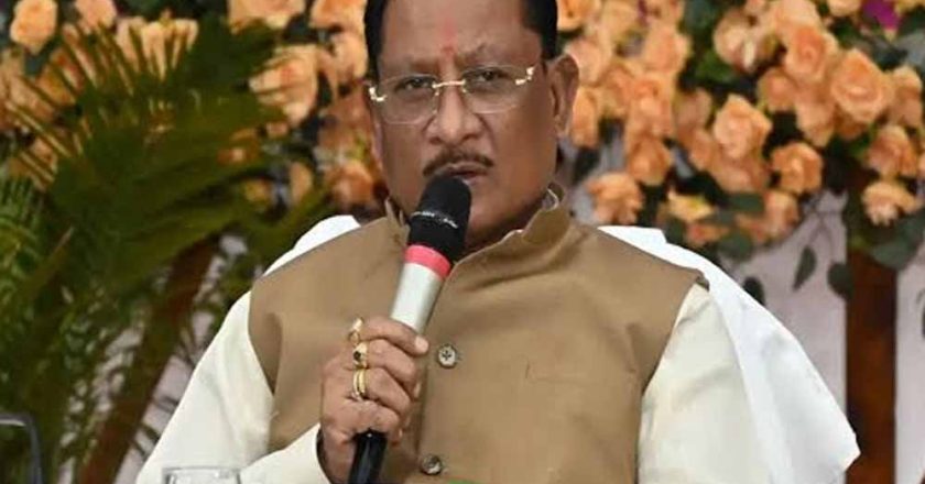 CM साय की फटकार के बाद बड़ा एक्शन, एमसीबी के DEO मिरे को पद से हटाया गया