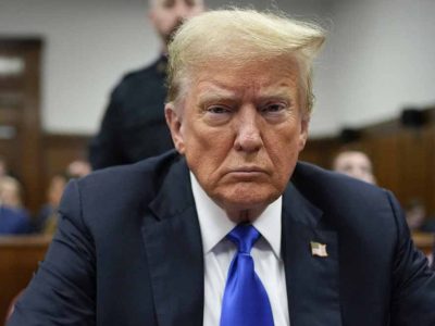 US Attacks Iran: अपाचे हेलिकॉप्टर गिरने के बाद ट्रंप का बड़ा एक्शन, ईरान पर हमला, होर्मुज में बढ़ा तनाव